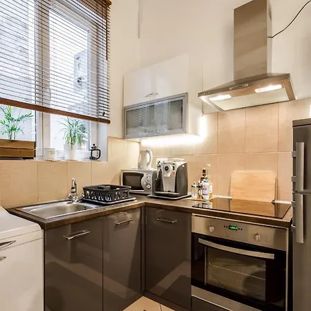 Park View With Sauna, A/c Lejlighed Budapest