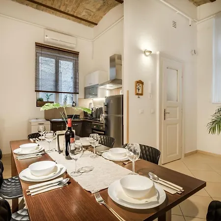 Park View With Sauna, A/c Lejlighed