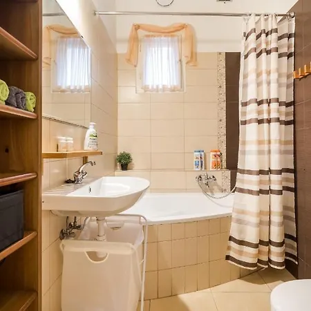 Park View With Sauna, A/c Lejlighed Budapest